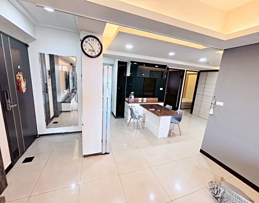 太原樹德樹孝育賢中山商圈💖可寵租補超美稀有大四房💖浴缸 - Image 2