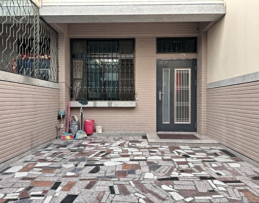 出租整棟❗️震後朝南別墅✨車庫停車✅租補✅入戶籍✅家具全配 - Image 2