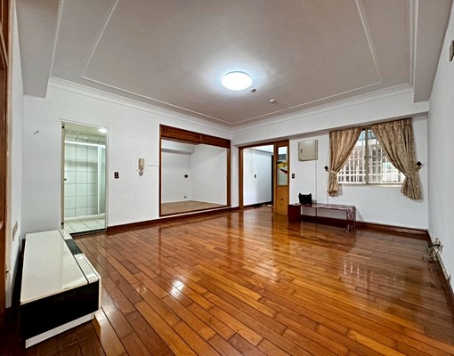 北屯官邸四房平面車位⭕可租補⭕可戶籍 - Image 3