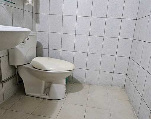 文化中心高師大附近超大明亮雅房可租補 - Image 14