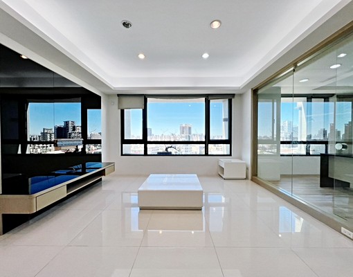 北屯稀有大3房✨舒適採光♥️全配含平車👍￸�近水湳市場 - Image 2