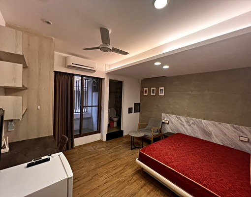 西屯路蓋特大樓電梯套房裝潢新穎稀有釋出 - Image 2