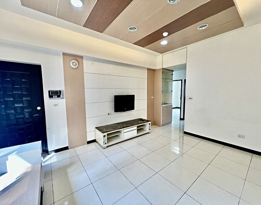 臻品社區採光通風2房+坡平車位 - Image 2