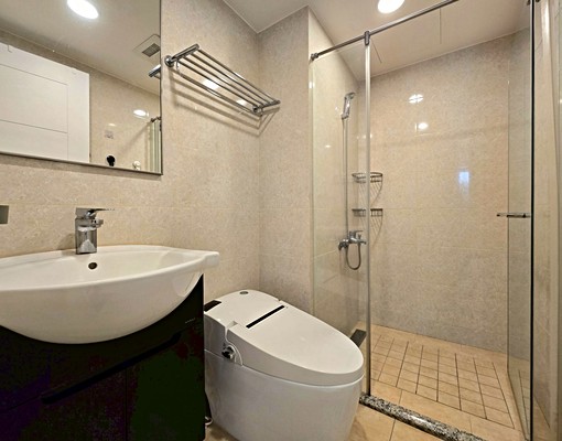 附傢俱電*家樂福商圈單純社區高樓採光明亮通風美兩房 - Image 8