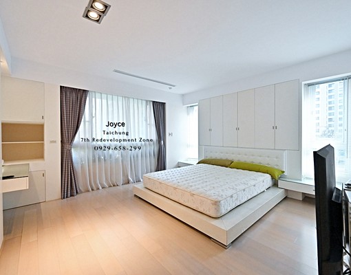 正七期國家歌劇院第一排.大三房雙平車.寧靜美房 - Image 5