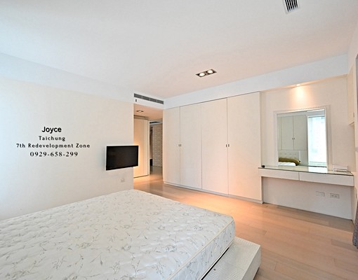 正七期國家歌劇院第一排.大三房雙平車.寧靜美房 - Image 6