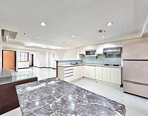 南屯大3房✨鬧中取靜💯近捷運|公益路商圈🩵寶輝大官邸 - Image 1