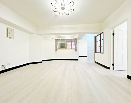 南區|可租補可寵含管|大三房+平面車位|機能佳】 - Image 1