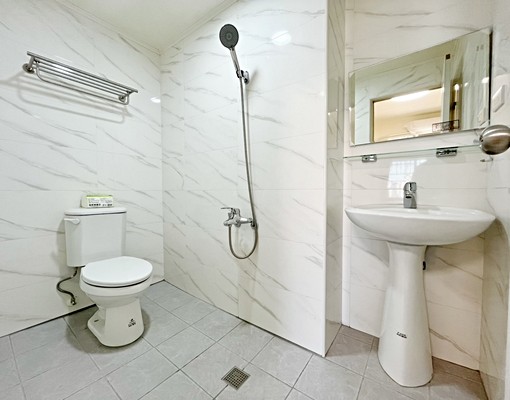 南區|可租補可寵含管|大三房+平面車位|機能佳】 - Image 7