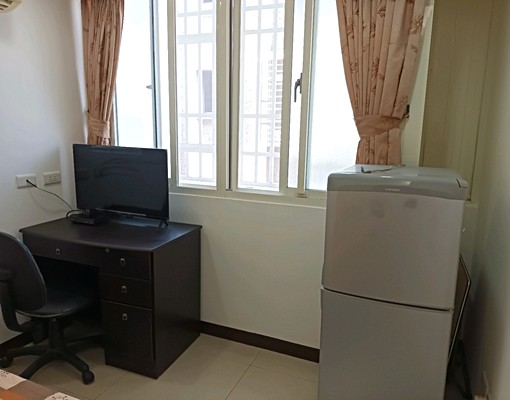 捷運五分鐘安靜社區豪華兩房一廳附家具可租補 - Image 2