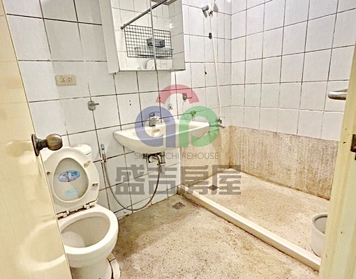 中科東海，超值電梯大四房，台水電，可租補.入戶籍，可寵 - Image 10