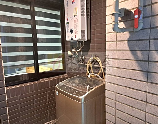 【江子翠捷運旁】帝國露臺套房*含管理費*含車位*家具齊全 - Image 10