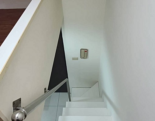 輔英(崇聖路)邊間電梯套房218 - Image 13