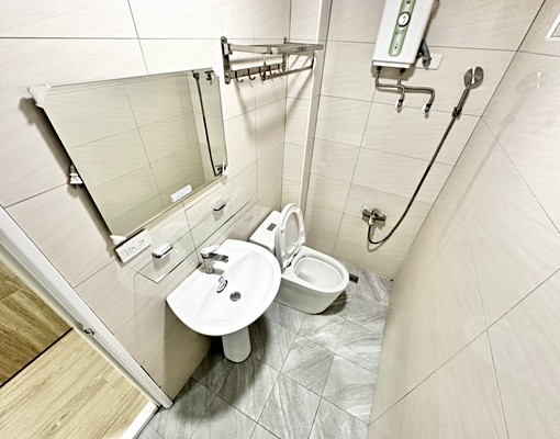 ‼️秒殺.小資族首選‼️文華逢甲橋光‼️租補‼️衛浴開窗文華 - Image 9