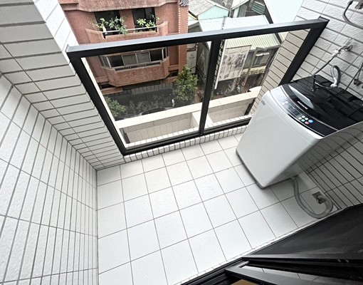 ✨近一中商圈✨全新套房,可雙租補✨不用追垃圾車,獨立洗衣機 - Image 6