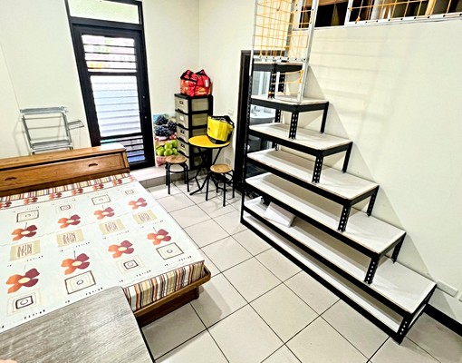 樹林火車站【秒殺套房】@機車位@獨洗@陽台@小閣樓 - Image 1