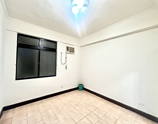 可養寵/三房兩衛一儲藏/格局方正/下樓到全家/生活機能好 - Image 6