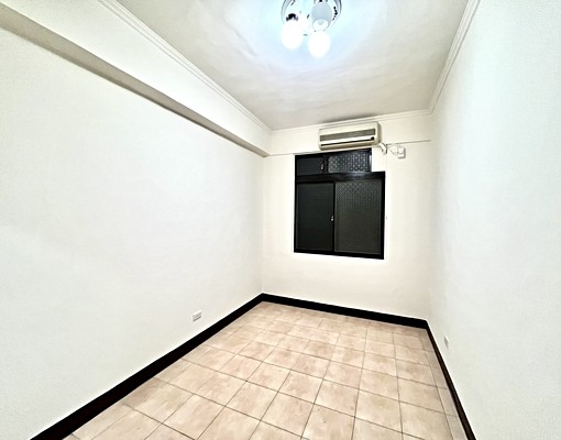 可養寵/三房兩衛一儲藏/格局方正/下樓到全家/生活機能好 - Image 8