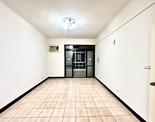 可養寵/三房兩衛一儲藏/格局方正/下樓到全家/生活機能好 - Image 3