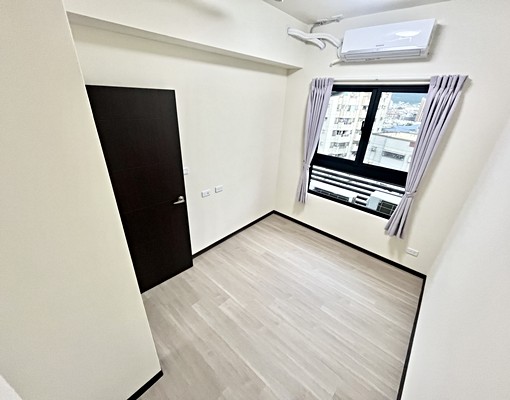 近建國小♡三房雙陽台♡平面汽車位♡可雙租補+入籍♡全新未住♡ - Image 13