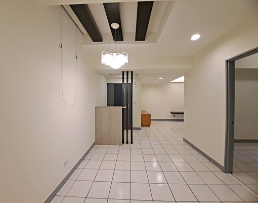 新市政中心邊間捷運站旁精美裝潢美三房 - Image 4