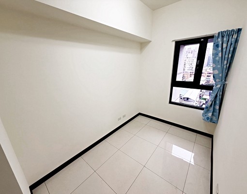 捷運中和5分【採光2房1廳】有電梯★警衛管理★垃圾代收 - Image 3