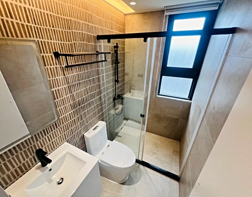 2房美裝潢。可租補。垃圾代收 - Image 10