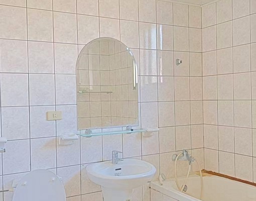 東山河樓中樓84坪大四房,空間寬敞。 - Image 9