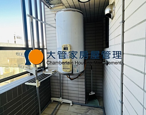 市中心精品美裝潢樓中樓 - Image 8