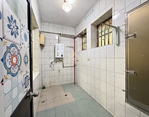 💞新莊靜巷孝親一樓-門前可停二部車~可租補💜卓悅聯盟💜 - Image 3