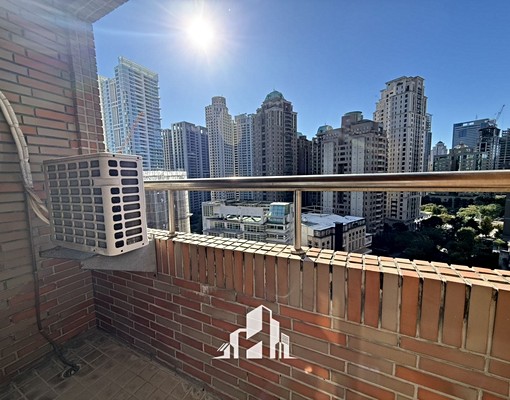 近新光三越❣️稀有大四房✨可寵❗️採光好可租補‼️ - Image 10