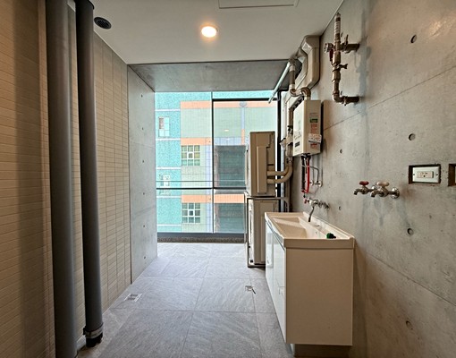 安家霏霏//建平八街高樓層傢俱可商議雙車位含管 - Image 11