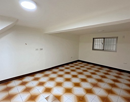 租-三多商圈捷運站翻新美透天 - Image 13