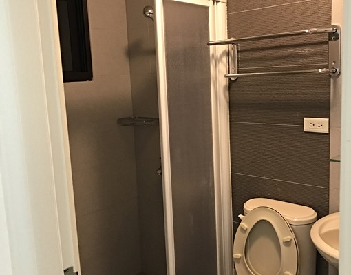 金山街獨立陽台及個人洗衣機 - Image 3