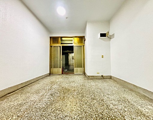 🔥膝蓋救星🔥可租補入籍_近五鐵共構_一樓適合住辦 - Image 1