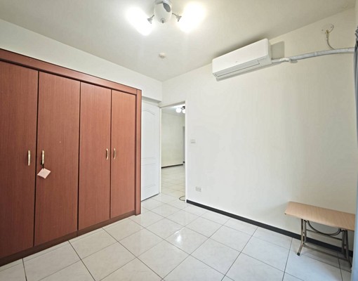 南區捷運四房✨附平面獨立車位 - Image 3