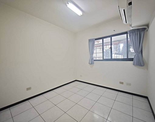 南區捷運四房✨附平面獨立車位 - Image 5