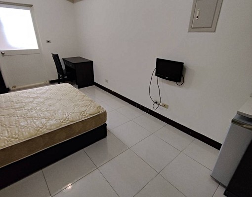 富台國小健保局~24小時守衛室內機車位套套房 - Image 3