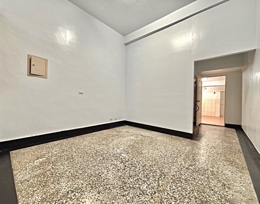 近榮總金獅湖整棟透天出租 - Image 1