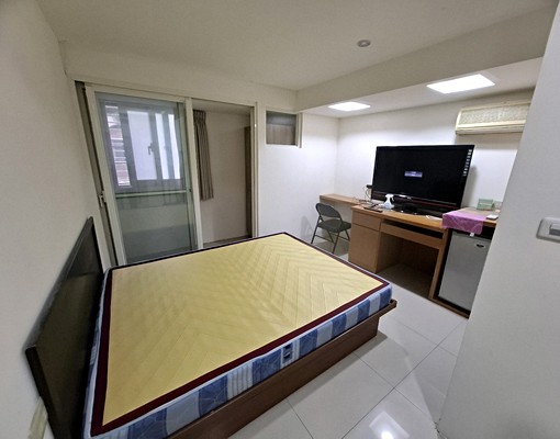 府中捷運套房~免收仲介費 - Image 1