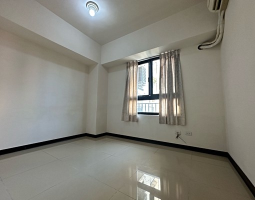 可租補免仲介費近水湳市場.中央公園三房附平面車位 - Image 3