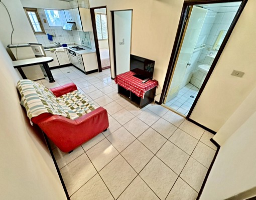 ✨電梯兩房✨台水電✨陽台獨洗曬✨可租補可戶籍✨管理員✨廚房 - Image 1