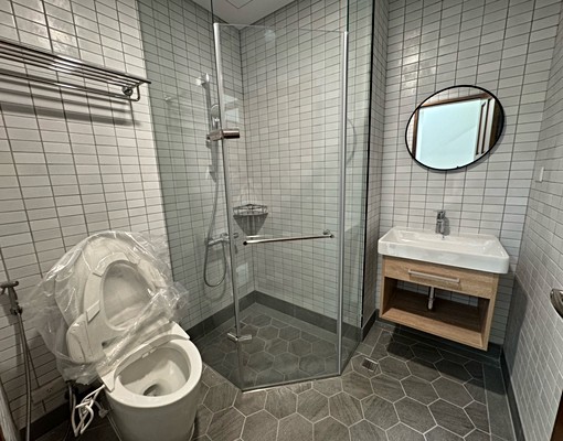 可租補紅樹林全新兩房車 - Image 10