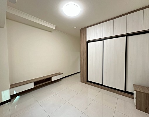 凡爾賽美裝三房車 - Image 7