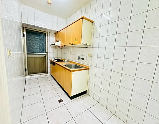 精密園區【大3房平車】可租補|傢俱可談|室內26坪 - Image 4