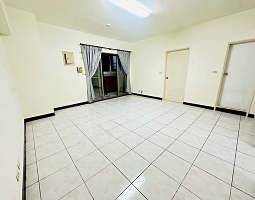 精密園區【大3房平車】可租補|傢俱可談|室內26坪 - Image 3