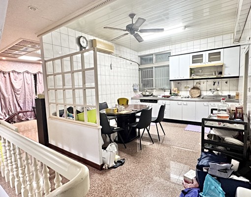 八德介壽路角窗整棟出租✨可店可住、使用空間大 - Image 12