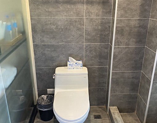 獨立溫泉套房(石材湯池，治安好環境佳，好停車) - Image 4