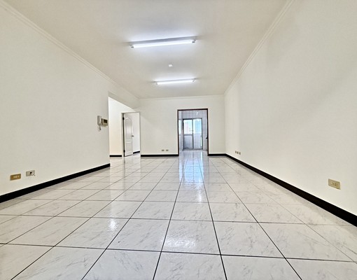 審計新村旁四房車位 - Image 6