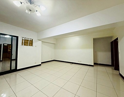 蘆洲🚄租補戶籍🌟平車可租🌟垃圾代收🗑️空間寬敞🌟 - Image 4